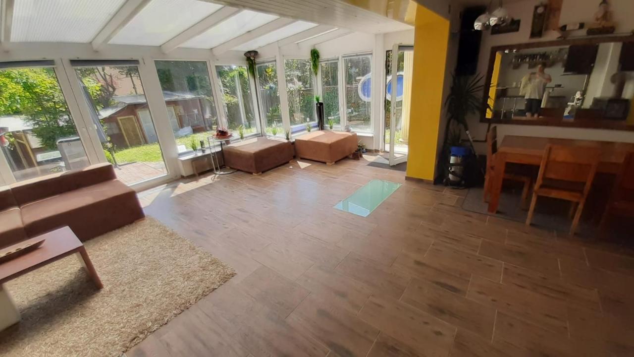 Wohlfuehloase - Zimmer, Appartment - Im Herzen Starnbergs Екстериор снимка