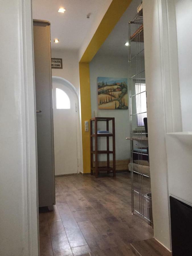 Wohlfuehloase - Zimmer, Appartment - Im Herzen Starnbergs Екстериор снимка